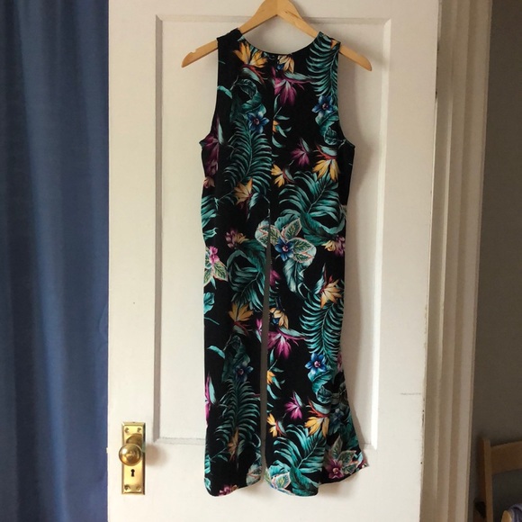 Zara high low crop tank split back, size Small - Picture 2 of 3